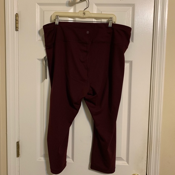 Reflex Pants - Capri Leggings (3X)  by Reflex Active